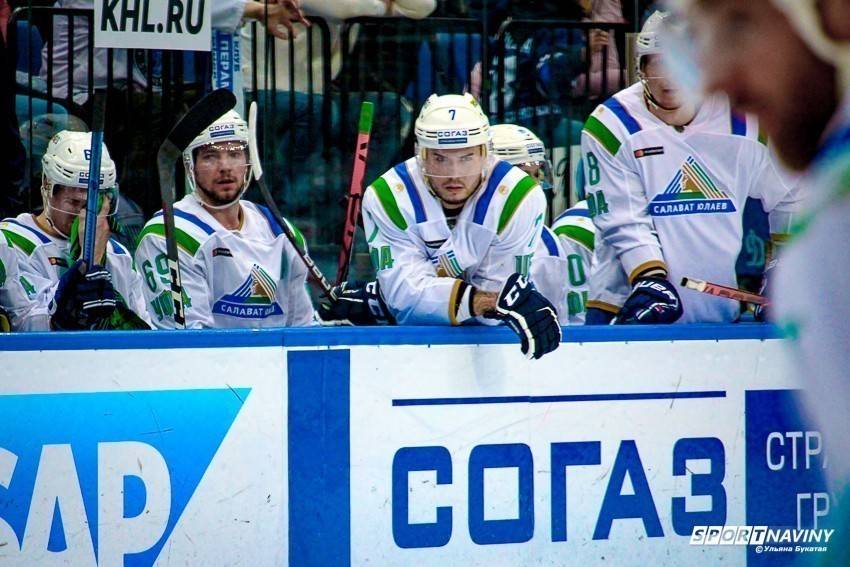 Gimatov-Eduard-hockey