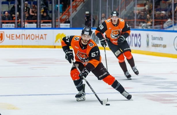 хоккеисты амура