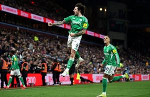 Сандро Тонали