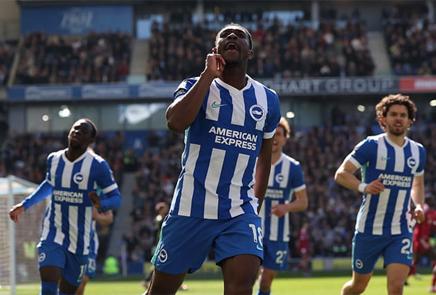 Дэнни Уэлбек