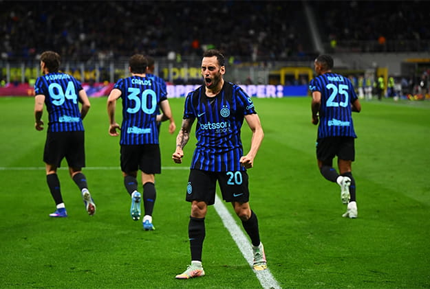 Хакан Чалханоглу