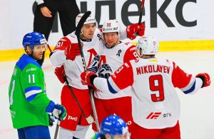 Локомотив ХК