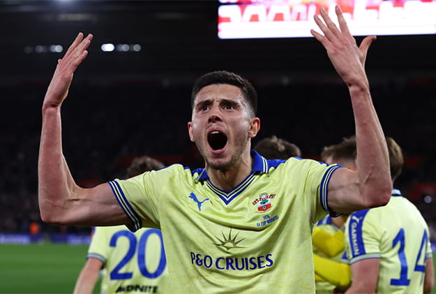 Росс Стюарт