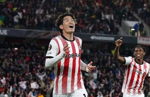 Юито Судзуки