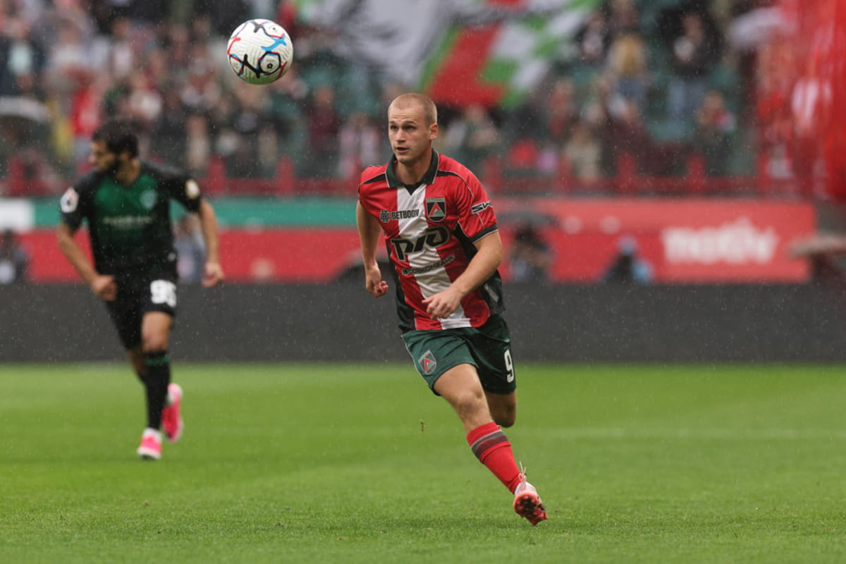 lokomotiv-ahmat