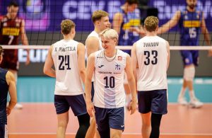 finland-volleyball-team