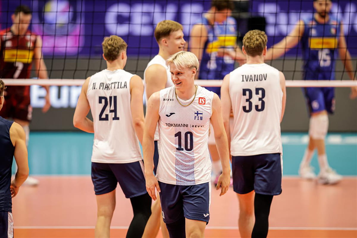 finland-volleyball-team